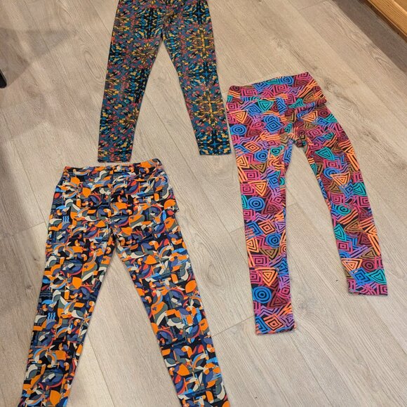 LuLaRoe Multicolor Print One Size Leggings-Lot of 3 - Picture 2 of 3